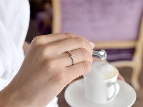 Solitärring Melody in Silber 925/- mit Labordiamant 0,15ct E/VS