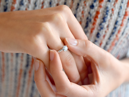 Ring Classic 6 in 9K Weißgold mit Labordiamant 1,00ct