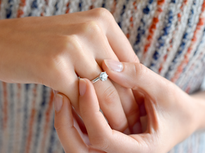 Ring Classic 6 in 9K Weißgold mit Labordiamant 1,00ct