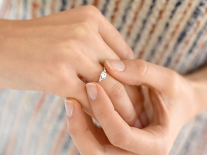 Ring Vivid Diamond in Weißgold