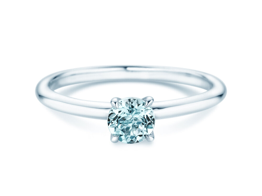 Geburtsstein-Ring Classic 4 März in 9K Weißgold mit Aquamarin 0,50ct