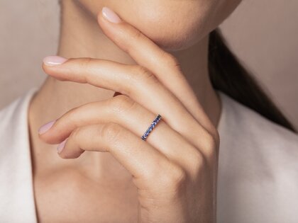 Eternityring Dusk mit Farbedelstein
