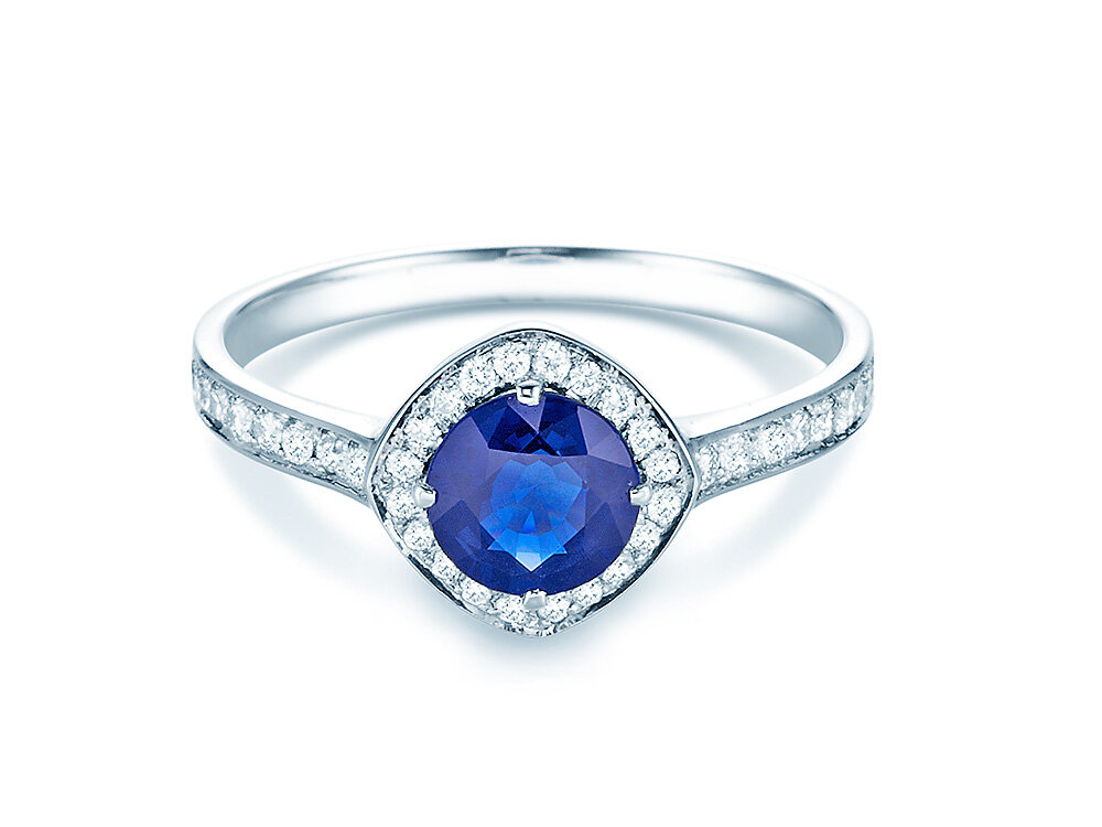 Farbsteinring Saphir Blaze in 18K Weißgold mit Saphir 1,00ct und Diamanten 0,24ct
