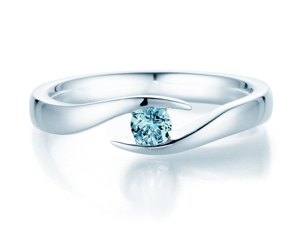 Farbsteinring Twist Colour in 18K Weißgold mit Blautopas 0,15ct