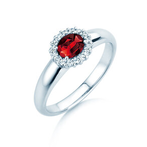 Farbsteinring Windsor Cross in 9K Weißgold mit Rubin 0,60ct und Diamanten 0,12ct