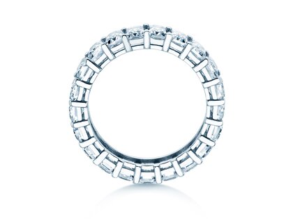 Eternityring Emerald Cut Eternity
