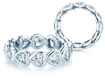 Ring Full of Hearts in Weißgold