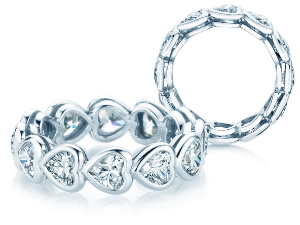 Ring Full of Hearts in Weißgold