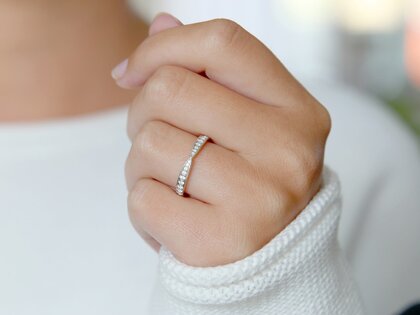 Eternityring V-Eternity in Platin