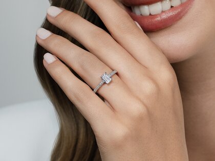 Ring Emerald Pavé Labordiamant