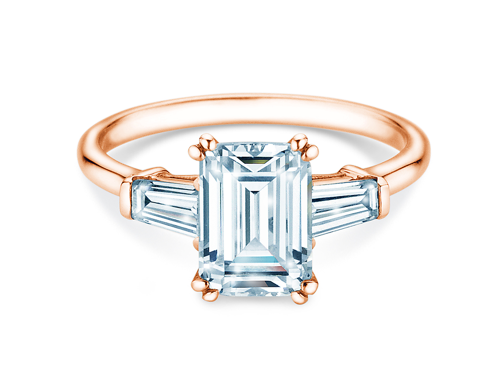 Ring Emerald Tapered Baguette in 14K Roségold mit Labordiamanten 2,00ct E/VS