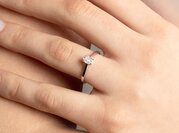 Diamantring Oval Cut in 9K Weißgold mit Diamant 0,75ct