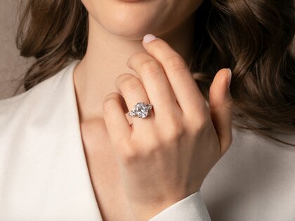 Diamantring Oval Pear Cut