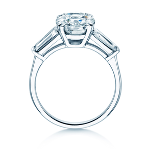Ring Oval Tapered Baguette Labordiamant