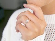 Diamantring Flower in Weißgold