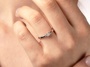 Diamantring Vivid Petite Cushion Cut in Gelbgold