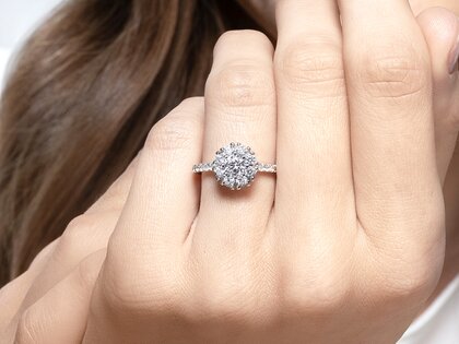 Diamantring Bloom Pavé in Gelbgold