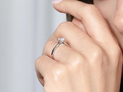 Diamantring Classic 4 Hidden Halo in Platin