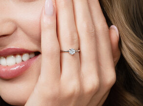Solitärring Classic 4 in 9K Weißgold mit Diamant 0,50ct