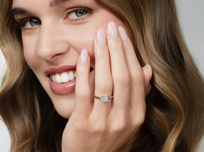 Solitärring Classic 4 in 9K Weißgold mit Diamant 1,00ct