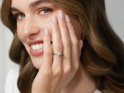 Solitärring Classic 6 in 9K Weißgold mit Diamant 0,75ct