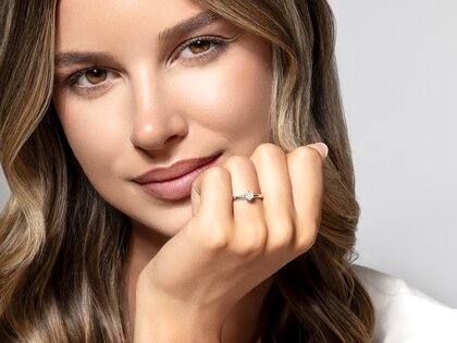 Solitärring Classic 6 in 9K Weißgold mit Diamant 0,25ct