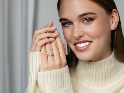 Solitärring Classic Loop in 9K Roségold mit Diamant 1,00ct