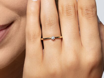 Solitärring Classic Petite in Gelbgold