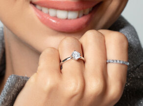 Solitärring Compass in 9K Roségold mit Diamant 0,50ct