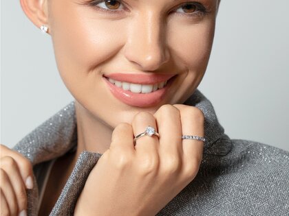 Solitärring Compass in 9K Roségold mit Diamant 0,50ct