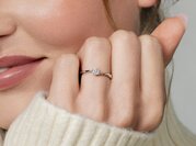 Solitärring Devotion in 9K Weißgold mit Diamant 0,25ct