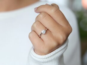 Solitärring Devotion in 9K Weißgold mit Diamant 1,00ct