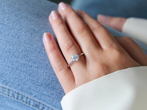 Ring Heaven 6 in 9K Weißgold mit Labordiamant 1,00ct