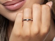 Solitärring Modern Petite in Weißgold