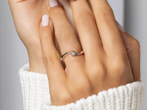Spannring Twist Petite in 14K Weißgold mit Diamant 0,06ct G/SI