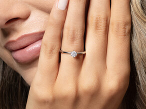 Solitärring Spirit in 9K Weißgold mit Diamant 0,25ct
