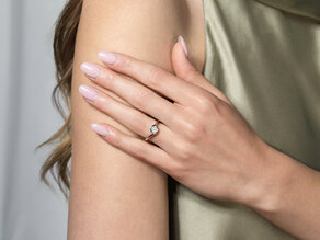 Spannring Touch in 9K Gelbgold mit Diamant 0,50ct D/IF