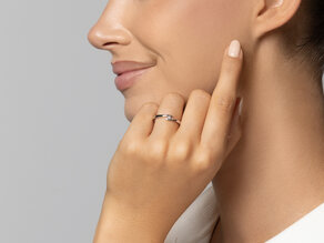 Spannring Twist in 14K Weißgold mit Diamant 0,03ct G/SI