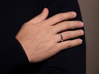 Ring Modern 3mm in 9K Weißgold matt