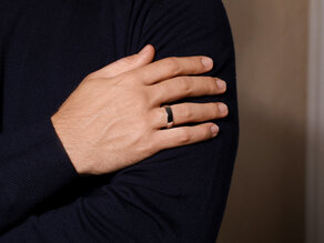 Ring Modern 6mm in 9K Weißgold matt