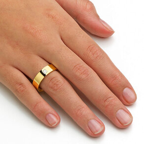 Eheringe Affinity in 14K Gelbgold mit Diamant 0,15ct G/SI