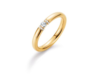 Eheringe Diamond Star in 14K Gelbgold mit Diamant 0,15ct G/SI