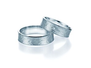 Eheringe Dürrenmatt in 14K Weißgold mit Diamant 0,02ct G/SI