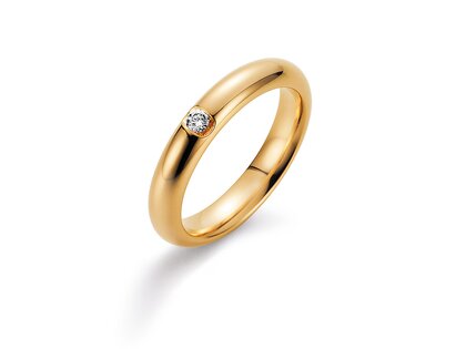 Eheringe Embrace in 18K Gelbgold mit Diamant 0,05ct G/SI